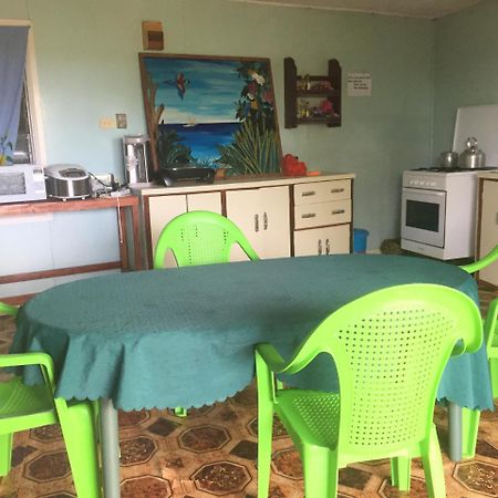 Rekona Lodge ギゾ エクステリア 写真