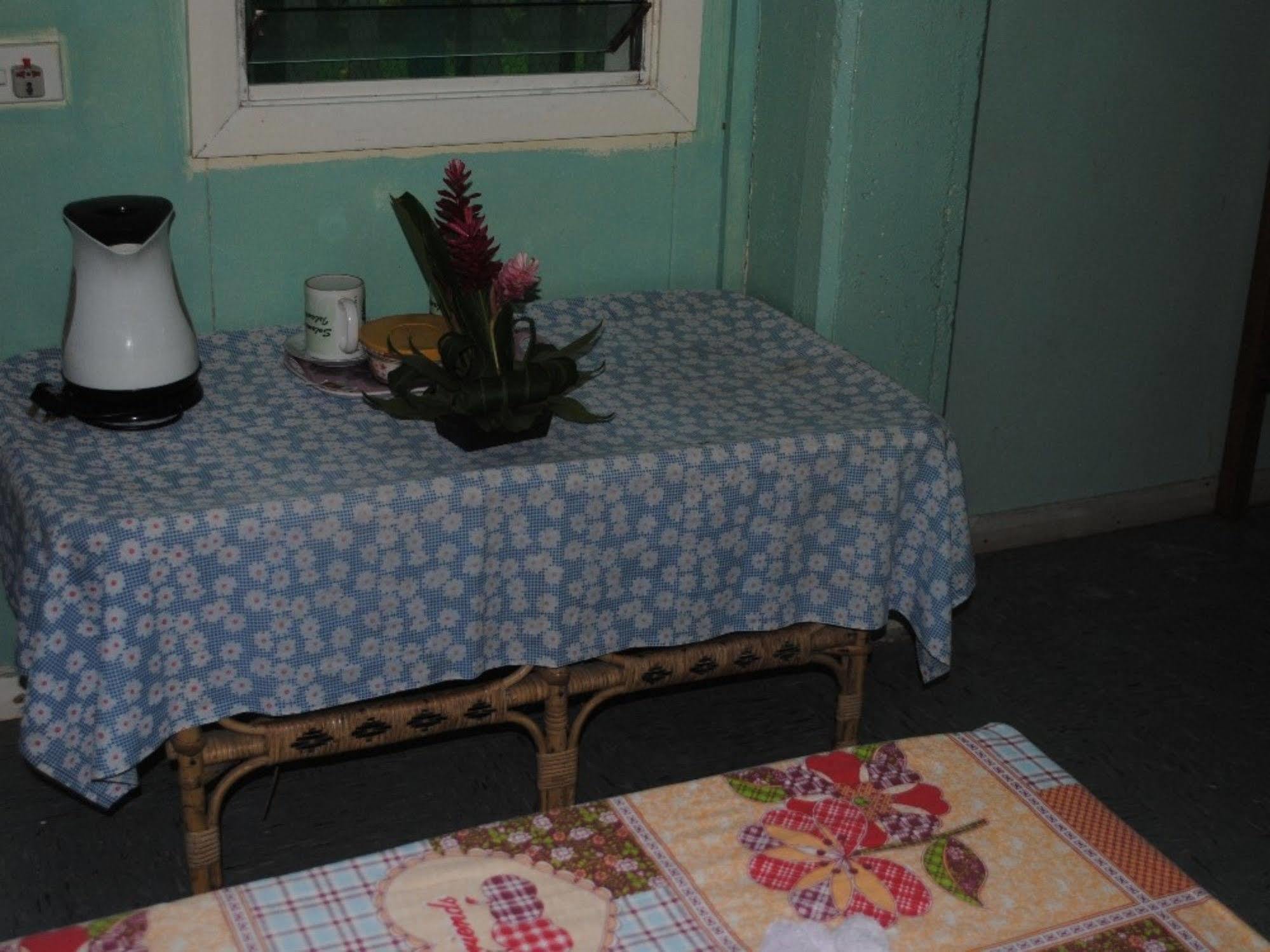 Rekona Lodge ギゾ エクステリア 写真