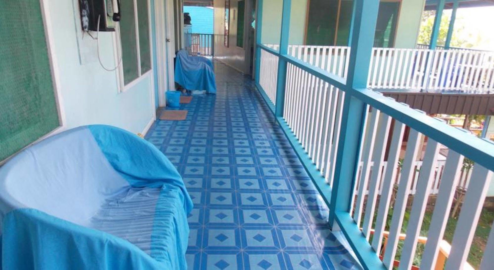 Rekona Lodge ギゾ エクステリア 写真